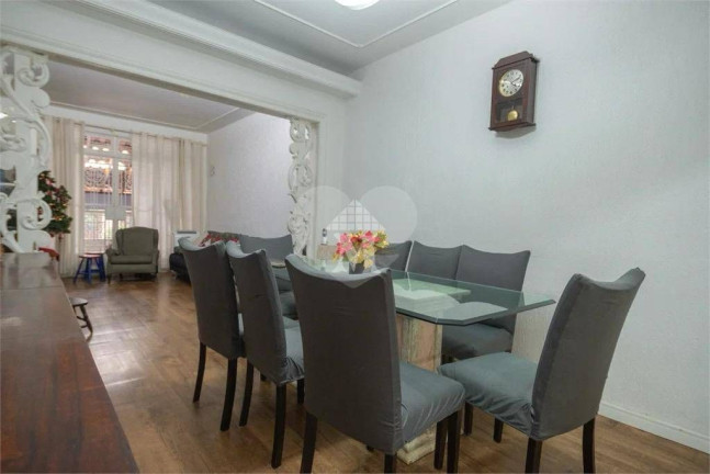 Imagem Sobrado com 4 Quartos à Venda, 180 m² em Vila Mariana - São Paulo Imagem Sobrado com 4 Quartos à Venda, 180 m² em Vila Mariana - São Paulo