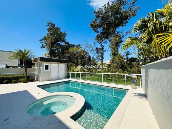 Imagem Casa com 6 Quartos à Venda, 355 m² em Riviera Módulo 24 - Bertioga Imagem Casa com 6 Quartos à Venda, 355 m² em Riviera Módulo 24 - Bertioga