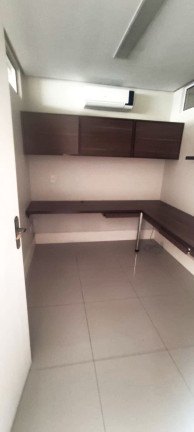 Imagem Sala Comercial à Venda, 40 m² em Rio Branco - Porto Alegre Imagem Sala Comercial à Venda, 40 m² em Rio Branco - Porto Alegre