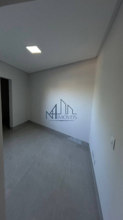 Imagem Casa com 3 Quartos à Venda, 211 m² em Residencial Canadá - Goiânia Imagem Casa com 3 Quartos à Venda, 211 m² em Residencial Canadá - Goiânia