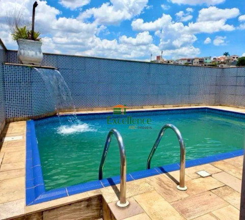 Sobrado com 6 Quartos à Venda, 550 m² em Olímpico - São Caetano Do Sul