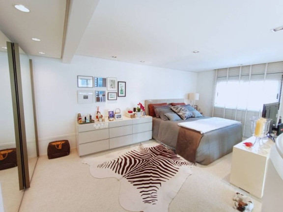 Imagem Imóvel com 1 Quarto à Venda, 130 m² em Vila Nova Conceição - São Paulo