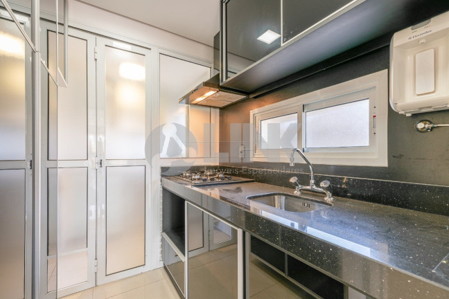 Imagem Apartamento com 2 Quartos à Venda, 67 m² em Moinhos De Vento - Porto Alegre