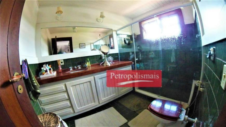 Imagem Casa com 3 Quartos à Venda, em São Sebastião - Petrópolis Imagem Casa com 3 Quartos à Venda, em São Sebastião - Petrópolis