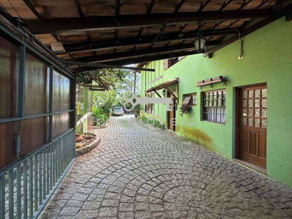 Imagem Casa com 5 Quartos à Venda, em Vila Santo Antônio - Cotia Imagem Casa com 5 Quartos à Venda, em Vila Santo Antônio - Cotia