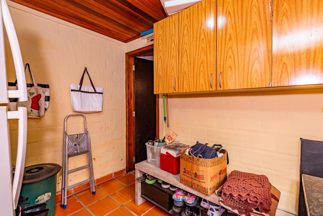 Imagem Sobrado com 3 Quartos à Venda, 209 m² em Portão - Curitiba Imagem Sobrado com 3 Quartos à Venda, 209 m² em Portão - Curitiba