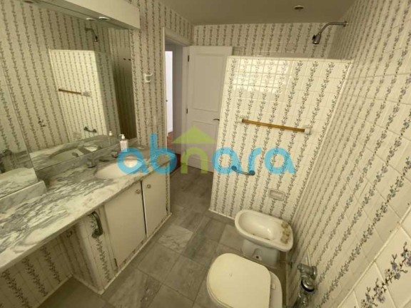 Imagem Apartamento com 4 Quartos à Venda, 306 m² em Copacabana - Rio De Janeiro Imagem Apartamento com 4 Quartos à Venda, 306 m² em Copacabana - Rio De Janeiro