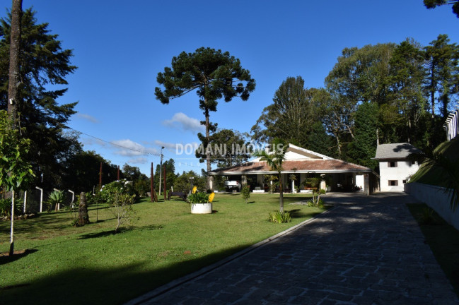 Imagem Casa com 4 Quartos à Venda, 269 m² em Região De Capivari - Campos Do Jordão Imagem Casa com 4 Quartos à Venda, 269 m² em Região De Capivari - Campos Do Jordão