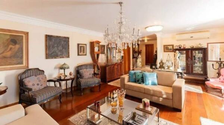 Imagem Casa com 4 Quartos à Venda, 233 m² em Chácara Das Pedras - Porto Alegre