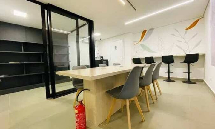 Imagem Kitnet com 1 Quarto à Venda, 18 m² em água Verde - Curitiba Imagem Kitnet com 1 Quarto à Venda, 18 m² em água Verde - Curitiba