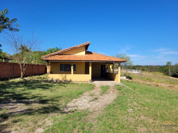 Imagem Imóvel com 2 Quartos à Venda, 2.250 m² em Bairro Varzeão - Porangaba Imagem Imóvel com 2 Quartos à Venda, 2.250 m² em Bairro Varzeão - Porangaba