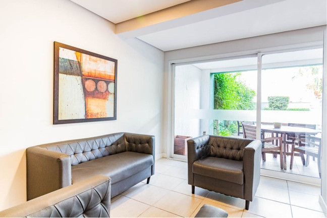 Imagem Imóvel com 3 Quartos à Venda, 74 m² em Rio Branco - Porto Alegre Imagem Imóvel com 3 Quartos à Venda, 74 m² em Rio Branco - Porto Alegre
