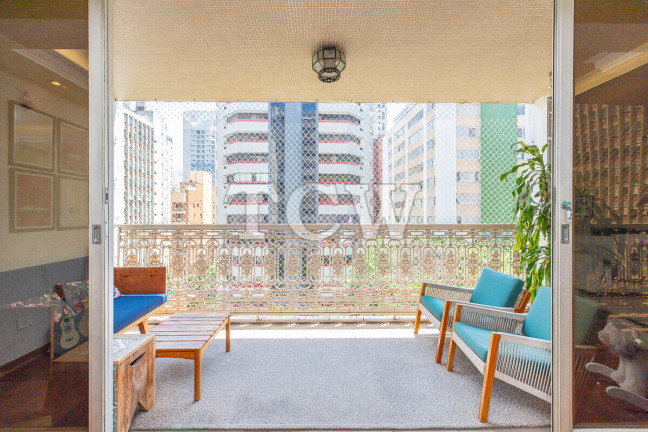 Imagem Apartamento com 3 Quartos à Venda, 330 m² em Itaim Bibi - São Paulo Imagem Apartamento com 3 Quartos à Venda, 330 m² em Itaim Bibi - São Paulo