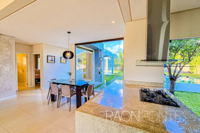 Imagem Casa com 3 Quartos à Venda, 297 m² em Barra Do Jacuípe - Camaçari Imagem Casa com 3 Quartos à Venda, 297 m² em Barra Do Jacuípe - Camaçari