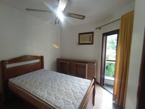 Apartamento com 4 Quartos à Venda,  em Pitangueiras - Guarujá