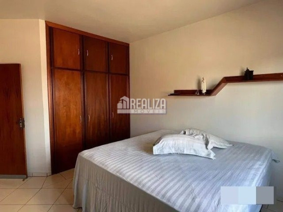 Imagem Casa com 4 Quartos à Venda, 360 m² em Olinda - Uberaba Imagem Casa com 4 Quartos à Venda, 360 m² em Olinda - Uberaba