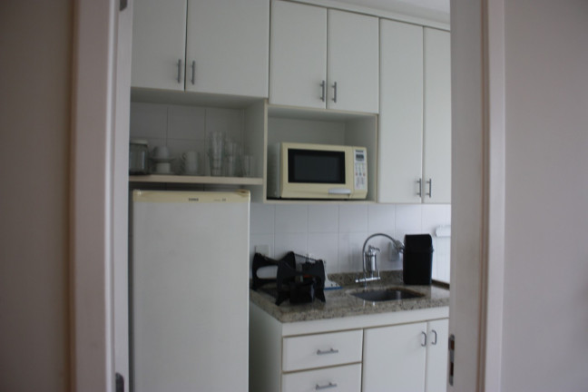 Imagem Apartamento com 1 Quarto para Alugar, 45 m² em Consolação
