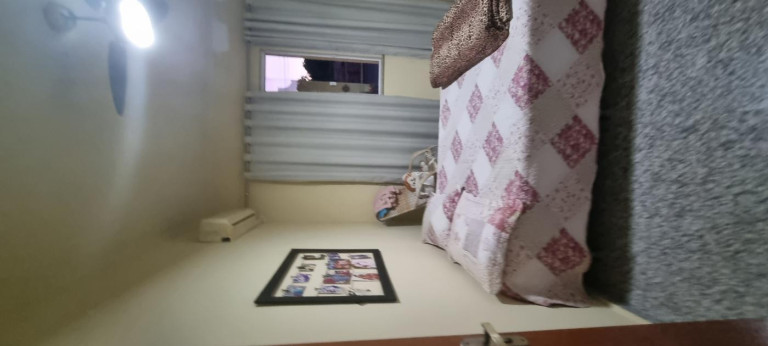 Imagem Casa com 4 Quartos à Venda, 107 m² em Ramos - Rio De Janeiro