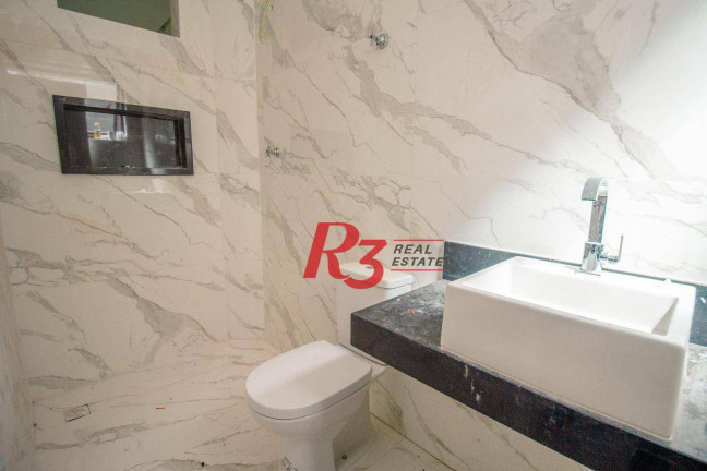 Imagem Casa com 3 Quartos à Venda, 236 m² em Embaré - Santos Imagem Casa com 3 Quartos à Venda, 236 m² em Embaré - Santos
