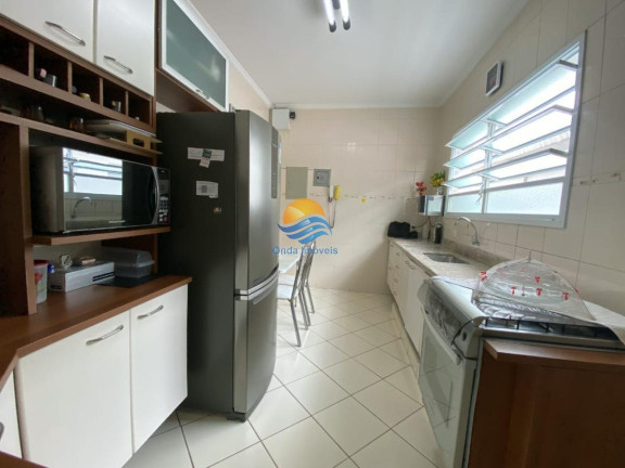 Imagem Casa com 3 Quartos à Venda, 171 m² em Marapé - Santos