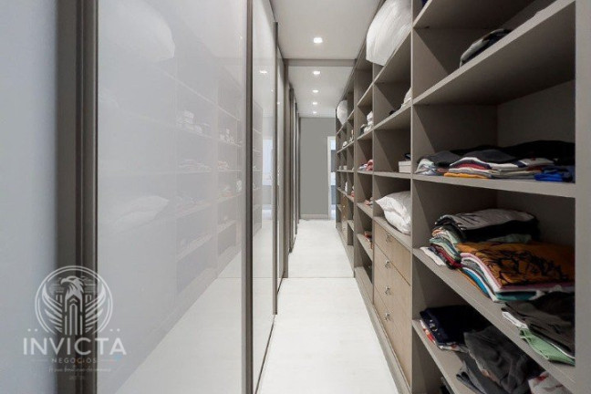 Imagem Apartamento com 3 Quartos à Venda, 217 m² em Centro - Balneário Camboriú Imagem Apartamento com 3 Quartos à Venda, 217 m² em Centro - Balneário Camboriú