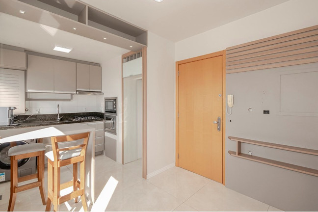 Imagem Apartamento com 1 Quarto à Venda, 31 m² em Menino Deus - Porto Alegre Imagem Apartamento com 1 Quarto à Venda, 31 m² em Menino Deus - Porto Alegre