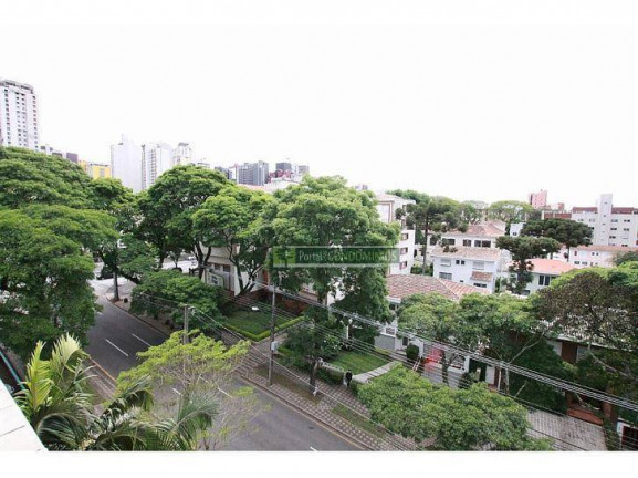 Imagem Cobertura com 3 Quartos à Venda, 229 m² em água Verde - Curitiba