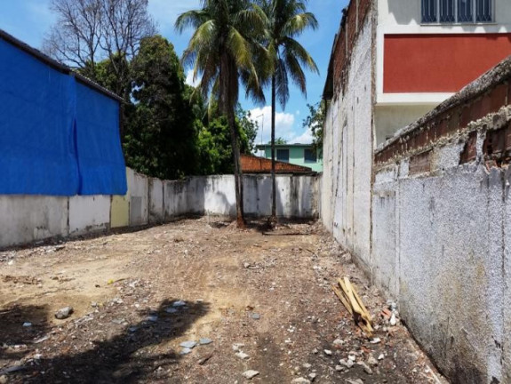 Imagem Terreno para Alugar, 400 m² em Campo Grande - Rio De Janeiro Imagem Terreno para Alugar, 400 m² em Campo Grande - Rio De Janeiro