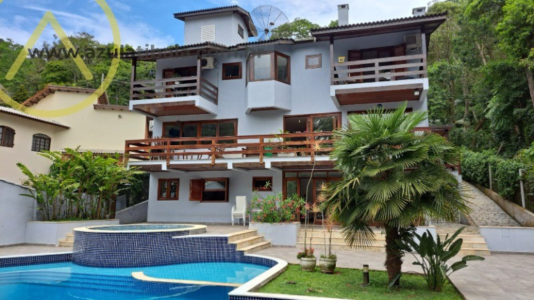 Casa com 6 Quartos à Venda, 355 m² em Alpes Da Cantareira - Mairiporã
