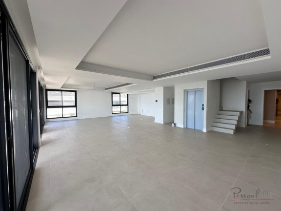 Imagem Apartamento com 3 Quartos à Venda, em Jurerê - Florianópolis Imagem Apartamento com 3 Quartos à Venda, em Jurerê - Florianópolis
