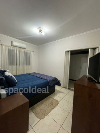 Imagem Casa com 2 Quartos à Venda, 180 m² em Jardim Príncipe - Lençóis Paulista Imagem Casa com 2 Quartos à Venda, 180 m² em Jardim Príncipe - Lençóis Paulista