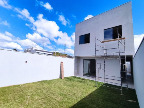 Imagem Casa com 3 Quartos à Venda, 150 m² em Jardim Belvedere - Volta Redonda Imagem Casa com 3 Quartos à Venda, 150 m² em Jardim Belvedere - Volta Redonda