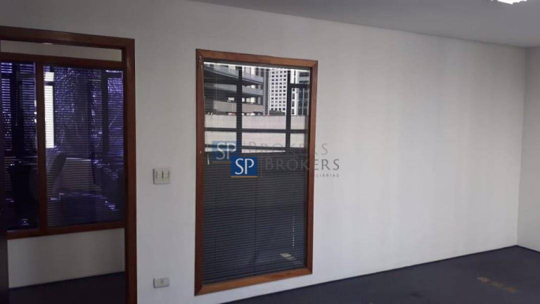 Imagem Sala Comercial à Venda ou Locação, 220 m² em Cidade Monções - São Paulo