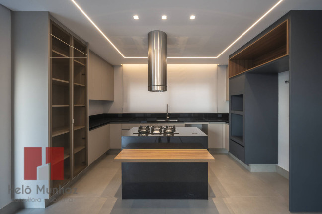 Imagem Casa com 4 Quartos à Venda, 500 m² em Alphaville - Santana De Parnaíba Imagem Casa com 4 Quartos à Venda, 500 m² em Alphaville - Santana De Parnaíba