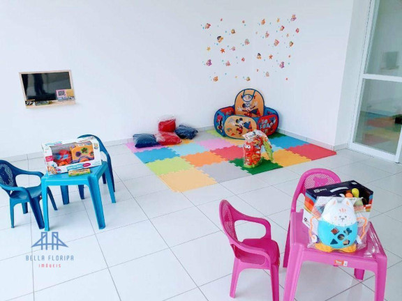 Imagem Apartamento com 2 Quartos à Venda, 63 m² em Capoeiras - Florianópolis