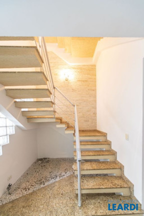Imagem Sobrado com 3 Quartos à Venda, 228 m² em Vila Gilda - Santo André Imagem Sobrado com 3 Quartos à Venda, 228 m² em Vila Gilda - Santo André