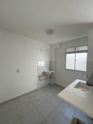 Imagem Apartamento com 2 Quartos para Alugar, 40 m² em Parque Imperial - Botucatu