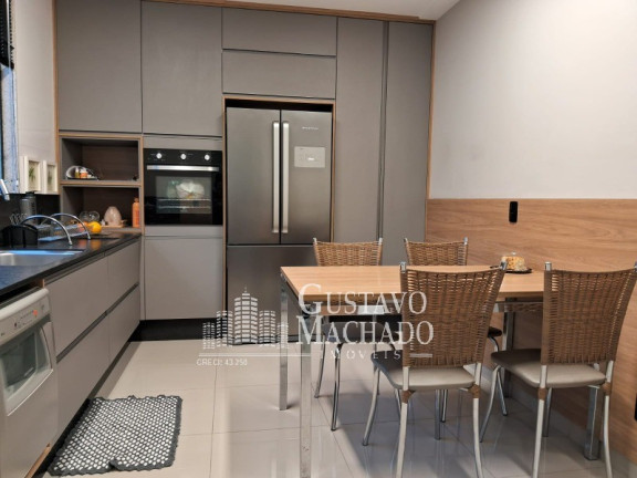 Imagem Casa com 3 Quartos à Venda, 200 m² em Aero Clube - Volta Redonda Imagem Casa com 3 Quartos à Venda, 200 m² em Aero Clube - Volta Redonda