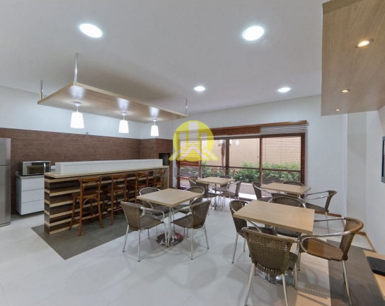 Imagem Cobertura com 2 Quartos à Venda, 123 m² em Centro - Curitiba Imagem Cobertura com 2 Quartos à Venda, 123 m² em Centro - Curitiba