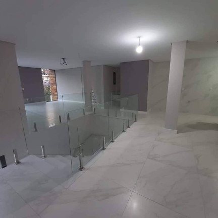 Imagem Casa com 4 Quartos à Venda, em Conego - Nova Friburgo Imagem Casa com 4 Quartos à Venda, em Conego - Nova Friburgo
