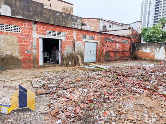 Imagem Terreno à Venda, 305 m²