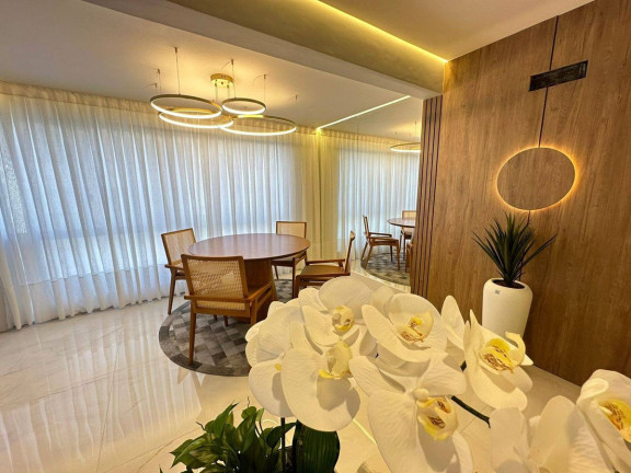 Imagem Cobertura com 4 Quartos à Venda, 178 m² em Centro - Balneário Camboriú Imagem Cobertura com 4 Quartos à Venda, 178 m² em Centro - Balneário Camboriú