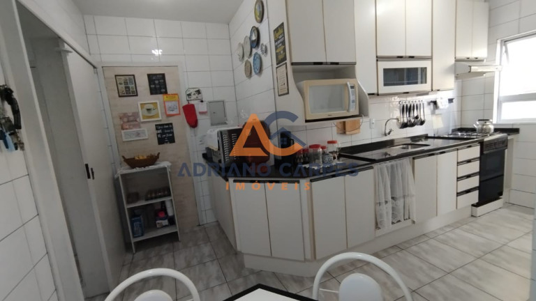 Imagem Imóvel com 3 Quartos à Venda, 128 m² em Centro - Balneário Piçarras Imagem Imóvel com 3 Quartos à Venda, 128 m² em Centro - Balneário Piçarras