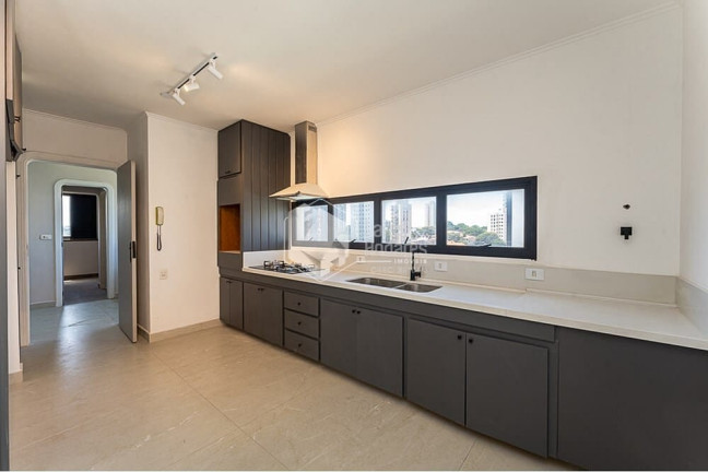 Imagem Apartamento com 3 Quartos à Venda, 180 m² em Vila Alexandria - São Paulo