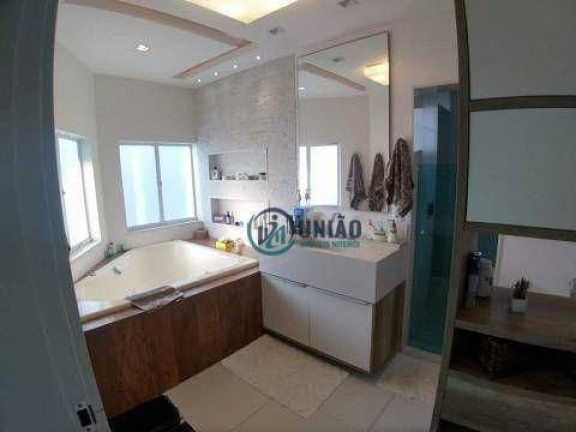 Imagem Casa com 6 Quartos à Venda, 540 m² em Charitas - Niterói