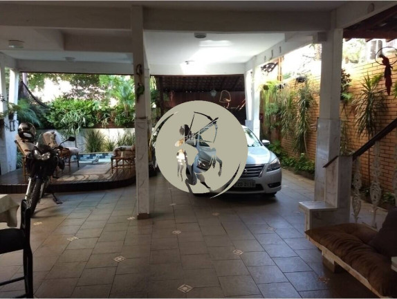 Imagem Casa com 3 Quartos à Venda, 264 m² em Embare - Santos Imagem Casa com 3 Quartos à Venda, 264 m² em Embare - Santos