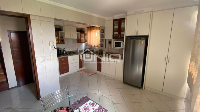 Imagem Casa com 3 Quartos à Venda, 211 m² em Menino Deus - Pato Branco Imagem Casa com 3 Quartos à Venda, 211 m² em Menino Deus - Pato Branco