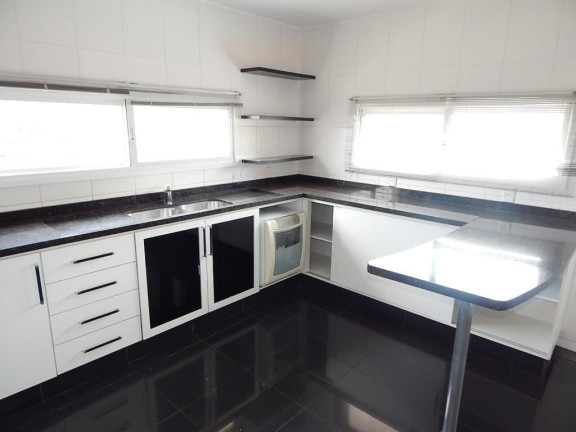 Imagem Casa com 3 Quartos à Venda, 311 m² em Contorno - Ponta Grossa