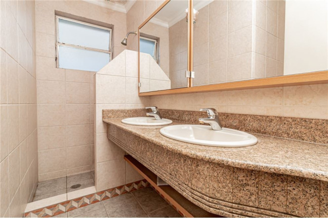 Imagem Apartamento com 2 Quartos à Venda, 77 m² em Higienópolis - Porto Alegre Imagem Apartamento com 2 Quartos à Venda, 77 m² em Higienópolis - Porto Alegre