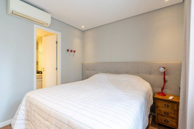 Imagem Apartamento com 3 Quartos à Venda, 105 m² em Jardim Caravelas - São Paulo